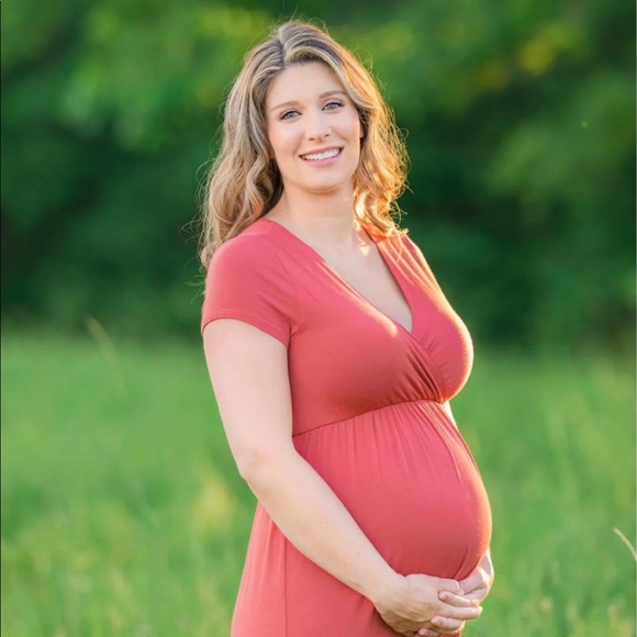 Maternity dress - Picture 2 of 3